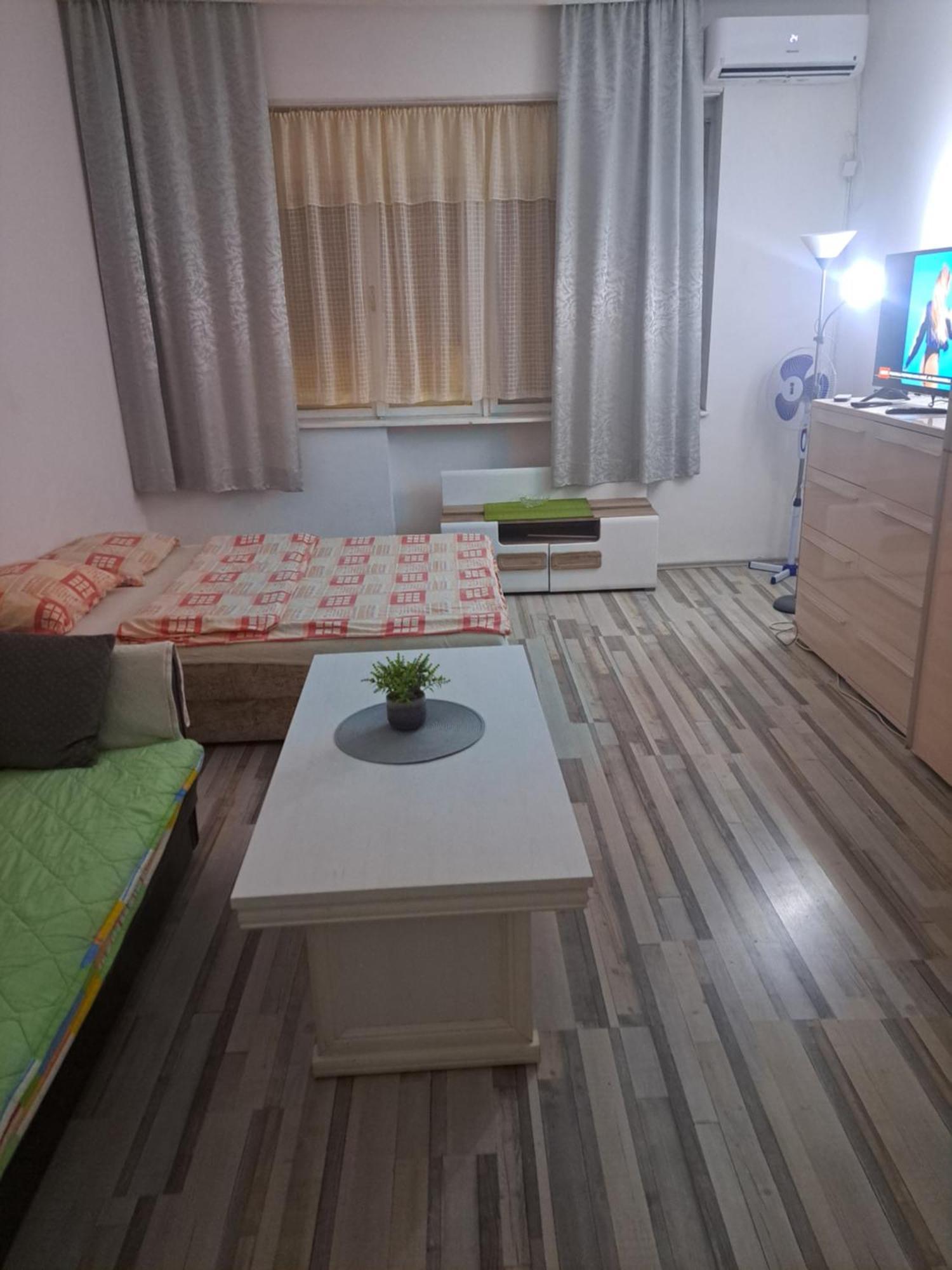 Apartment Capital Town Vk 14 Novi Sad Exterior foto